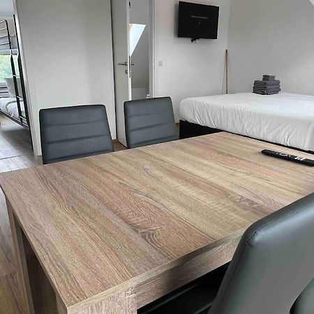 Ledion 3C - Neubauwohnung Gleich Bei Der Bushaltestelle Wiedeń Zewnętrze zdjęcie